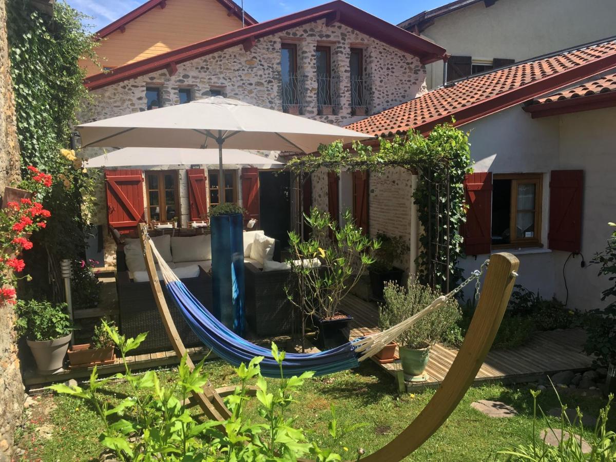 Bed and Breakfast Entre Pays Basque Et Bearn Lahontan Экстерьер фото