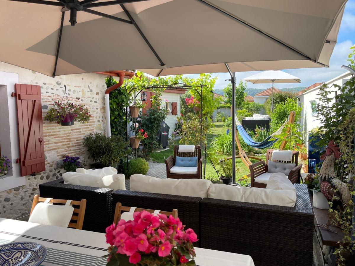 Bed and Breakfast Entre Pays Basque Et Bearn Lahontan Экстерьер фото